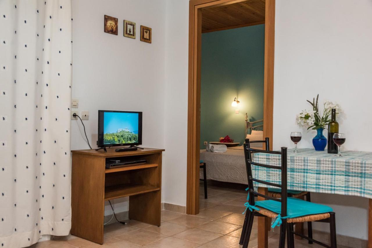 Méson Yerakaríon Nemorosa Holiday Houses מראה חיצוני תמונה