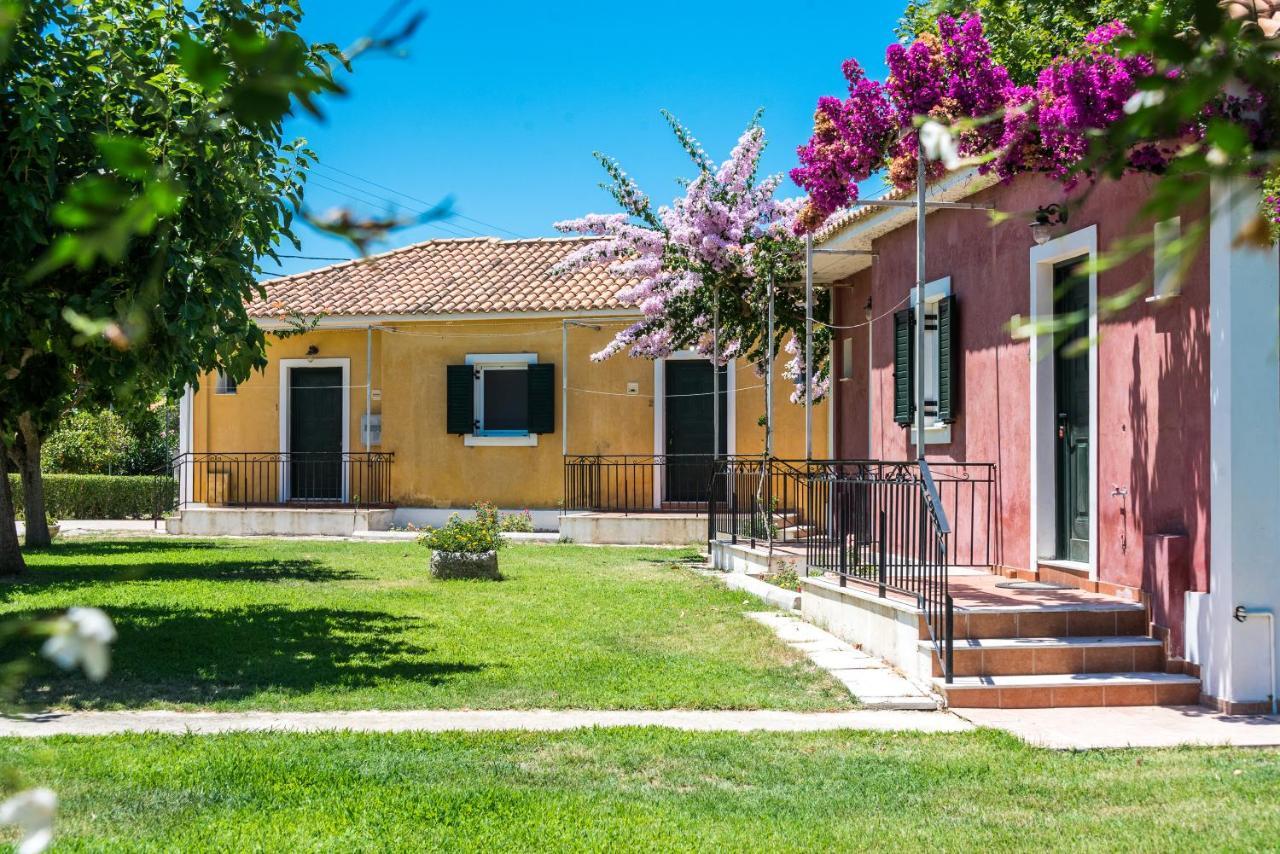 Méson Yerakaríon Nemorosa Holiday Houses מראה חיצוני תמונה