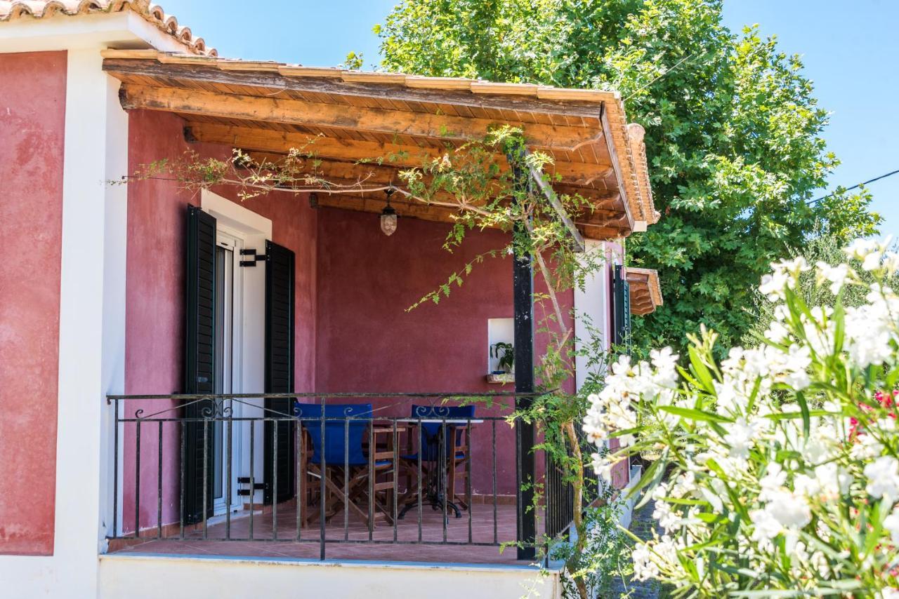 Méson Yerakaríon Nemorosa Holiday Houses מראה חיצוני תמונה