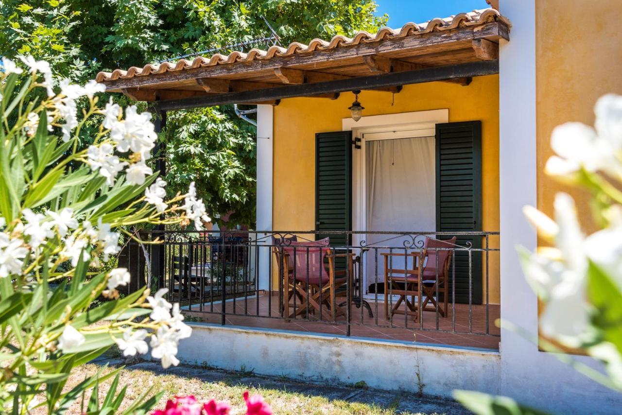 Méson Yerakaríon Nemorosa Holiday Houses מראה חיצוני תמונה